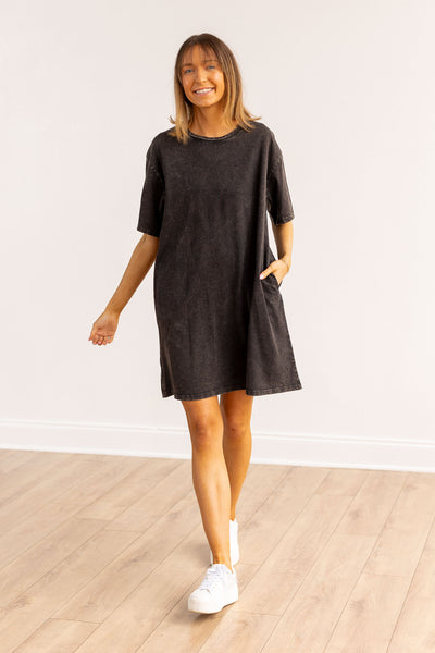 Black Wash Tee Shirt Dress With Pockets