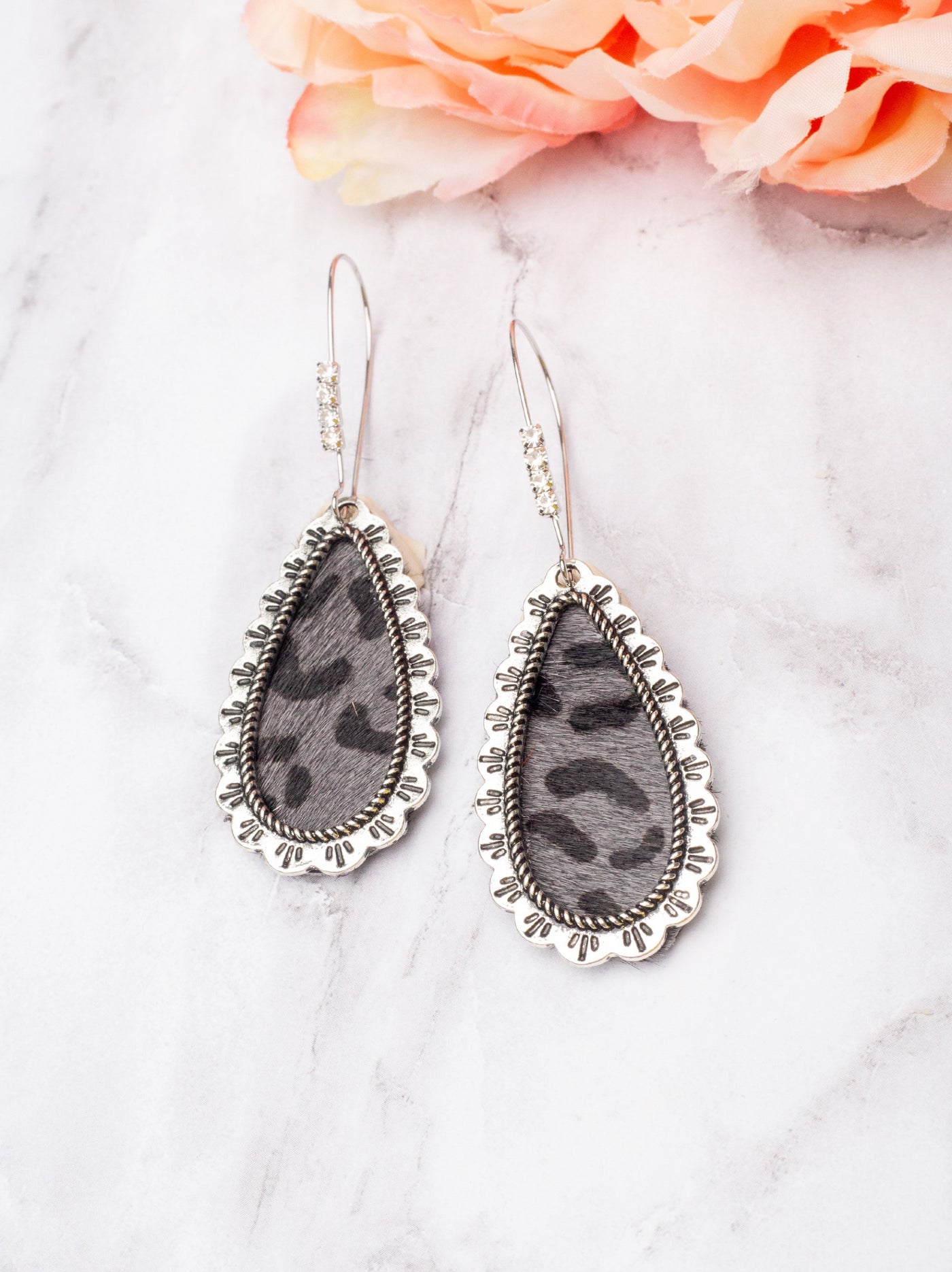 MAKING MEMORIES GREY LEOPARD TEARDROP EARRINGS