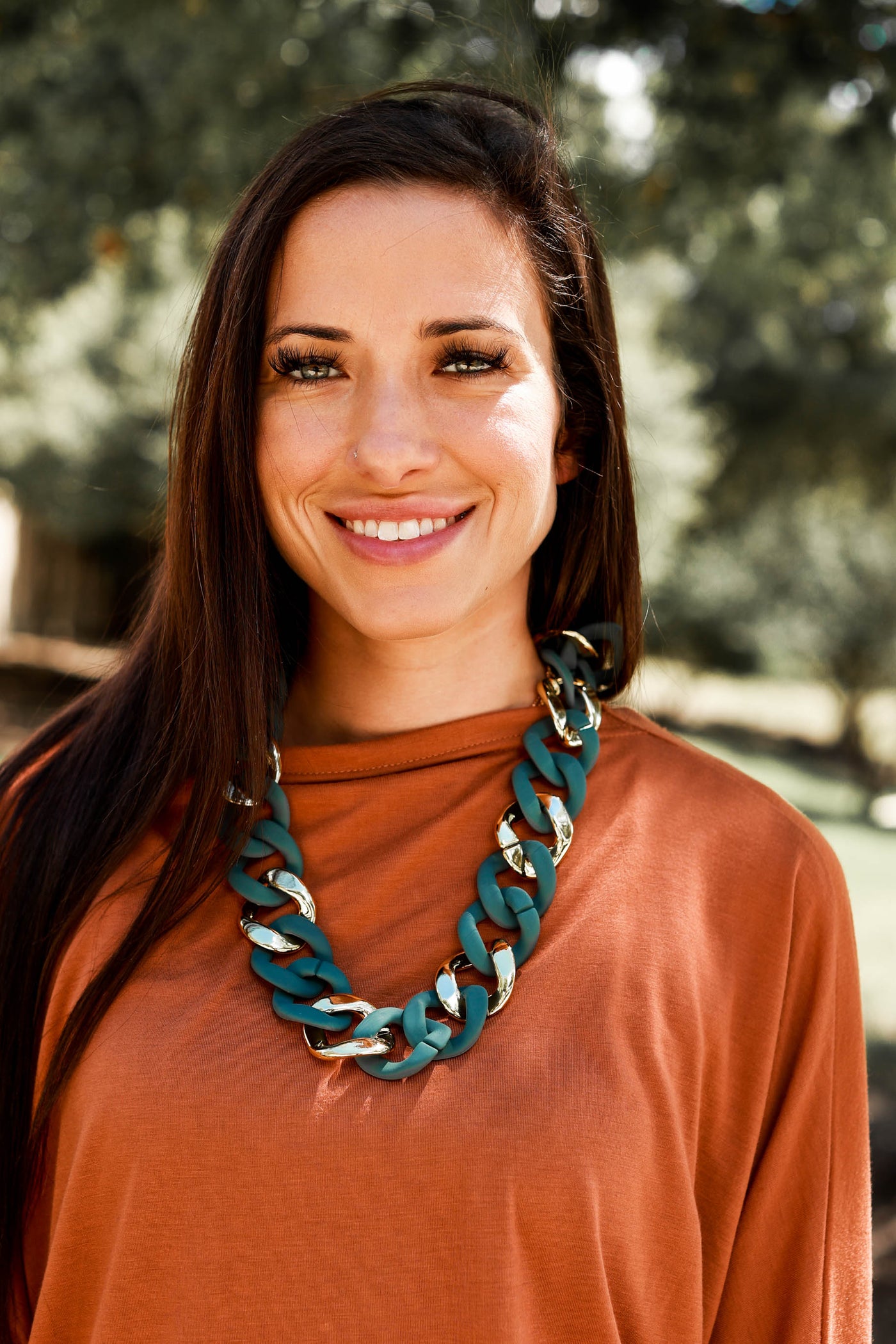 Flirt Alert teal and gold chain necklace