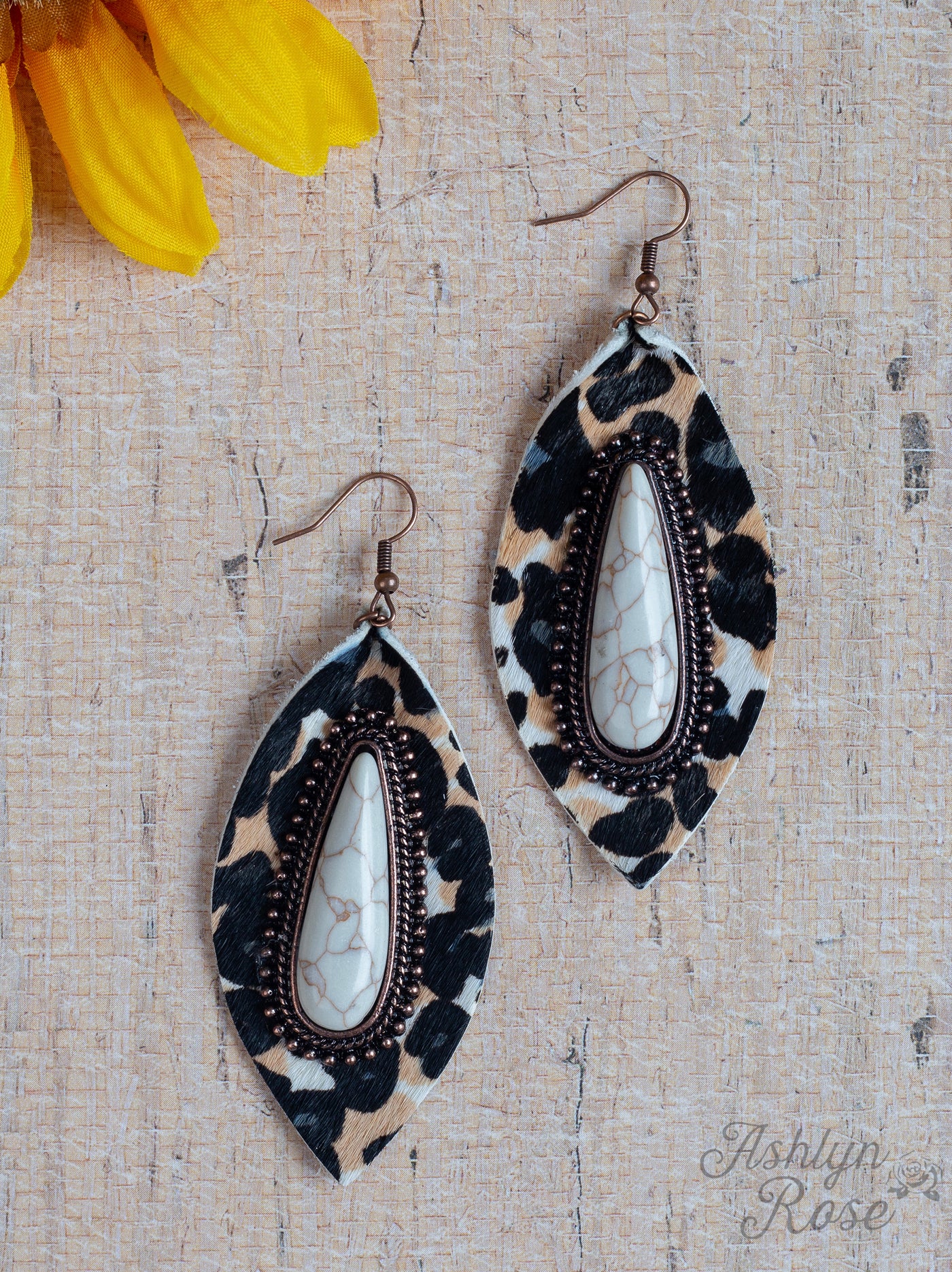 Say Howdy Rain Drop with Center Stone, Multi Leopard