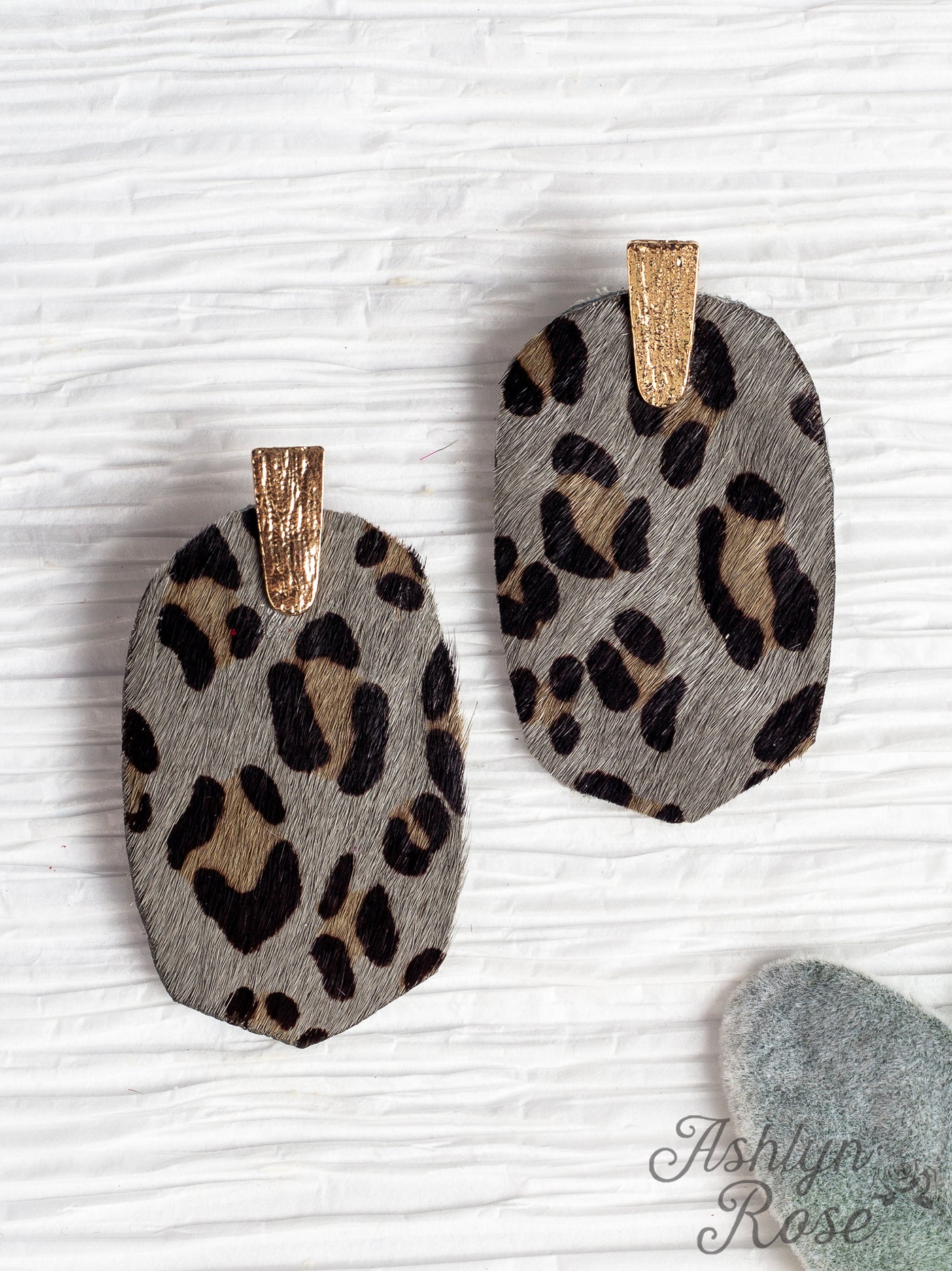 Should've Been Better Oval Leopard Earrings, Grey